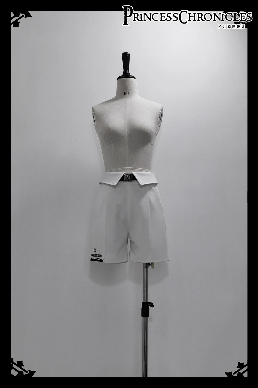 404 マント・トップス・ハーフパンツ【princess Chronicles】