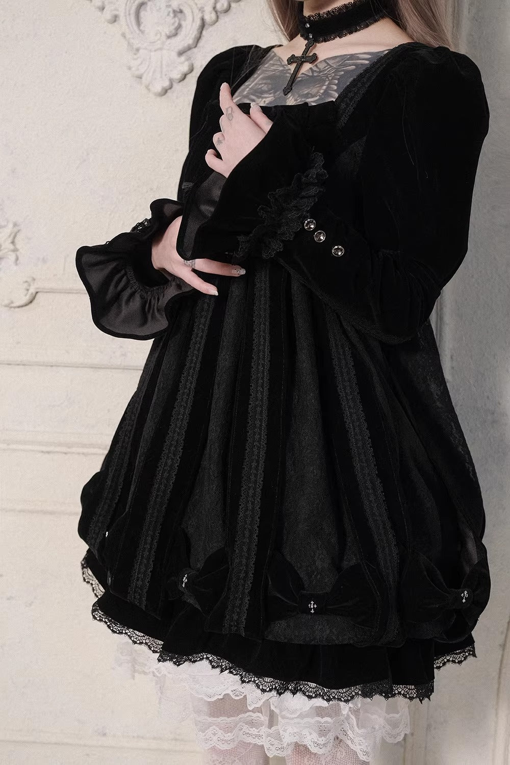 【受注予約~3/23】Embroidered Star ワンピース【魔女販售】