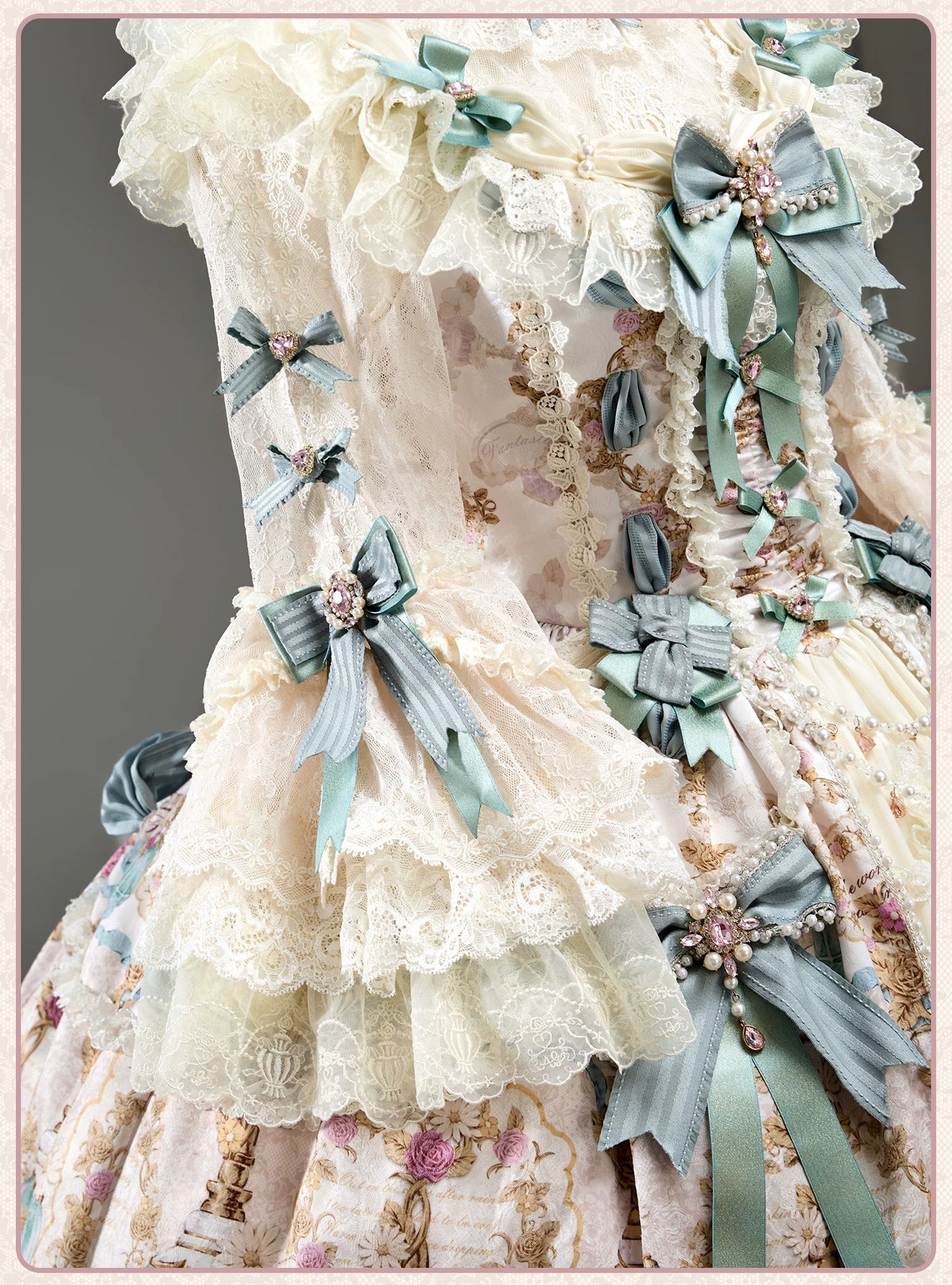 【受注予約~6/16】Antique Jewel Fragrance ブラウス・コルセット【双生小熊】