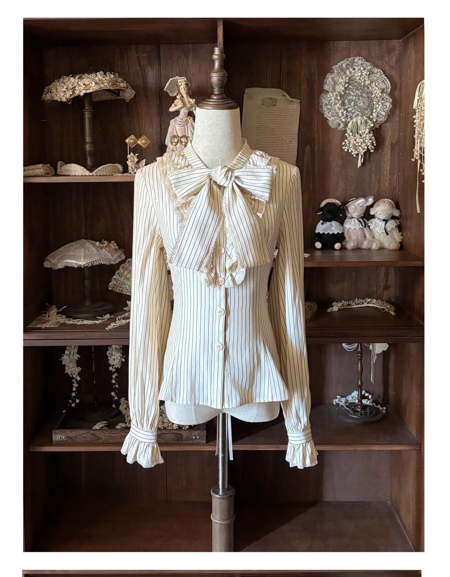 【受注予約~12/23】鈴蘭と冬 ジャンパースカート・ブラウス【Button Bear】