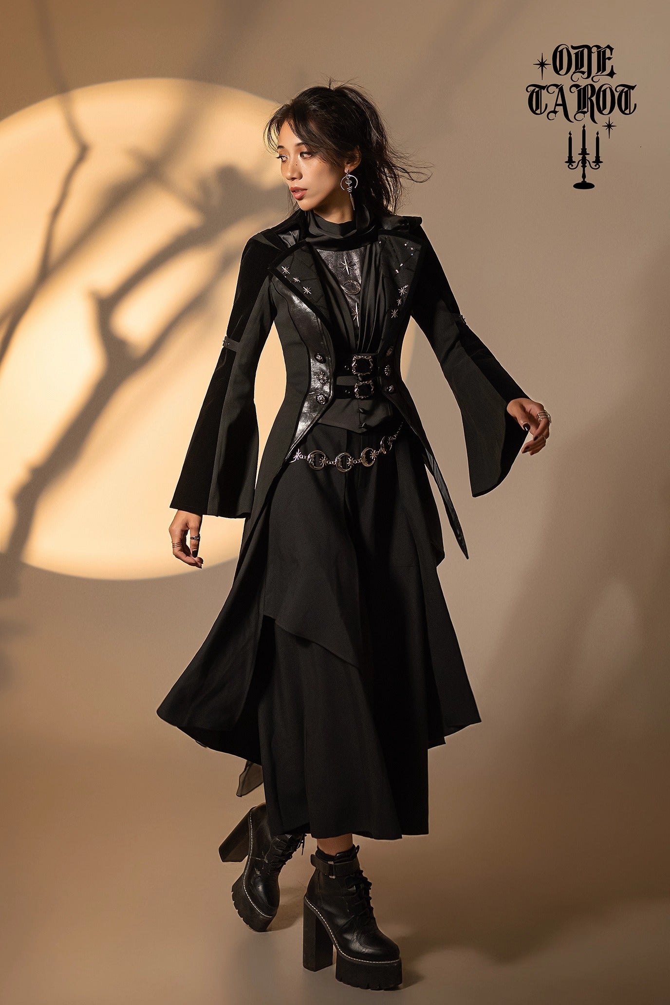 [Vorbestellungen bis 5. November möglich] ONE TAROT Jacket [Lilith House]