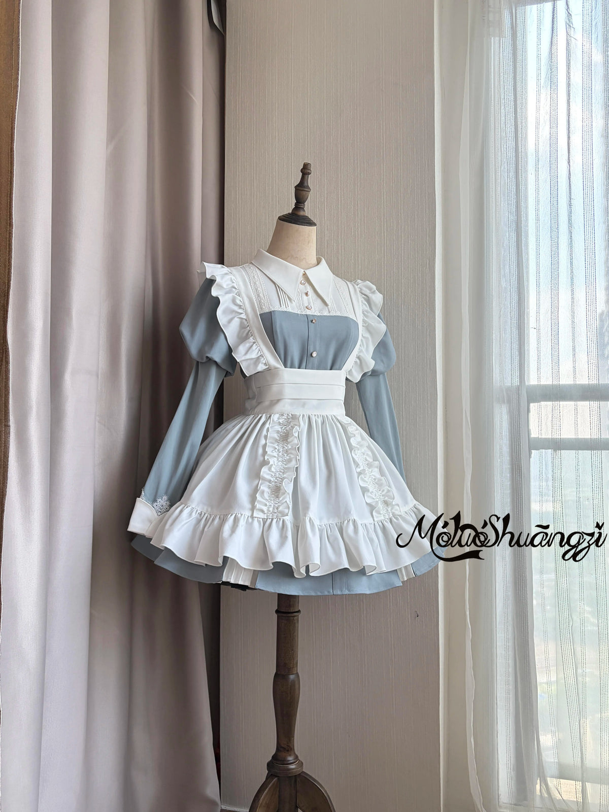 [Vorbestellungen bis 3. Oktober möglich] Dark Bubble Apron [Maro Twins]