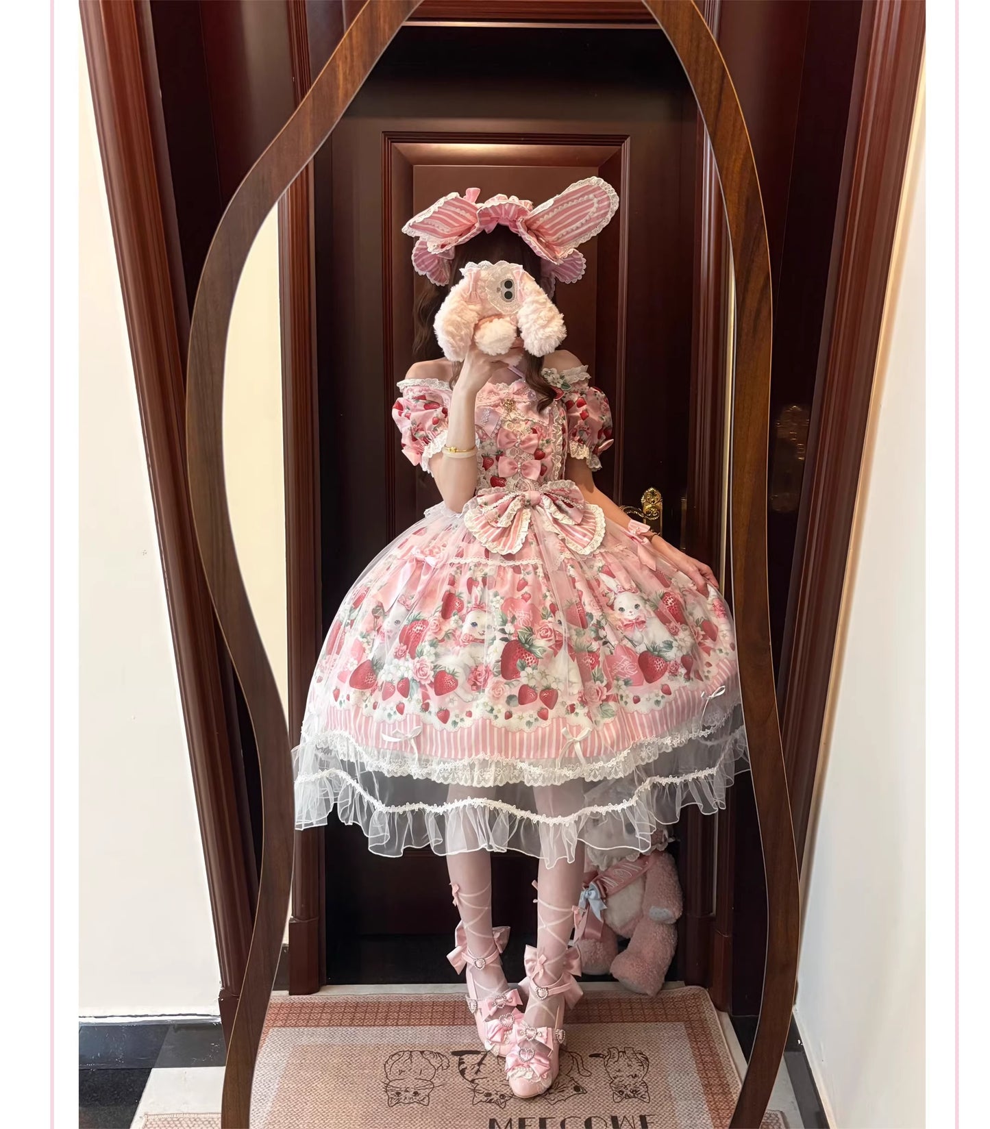 【受注予約~4/29】Strawberry Rabbit ワンピース・ジャンパースカート・トップス【Antique Doll】