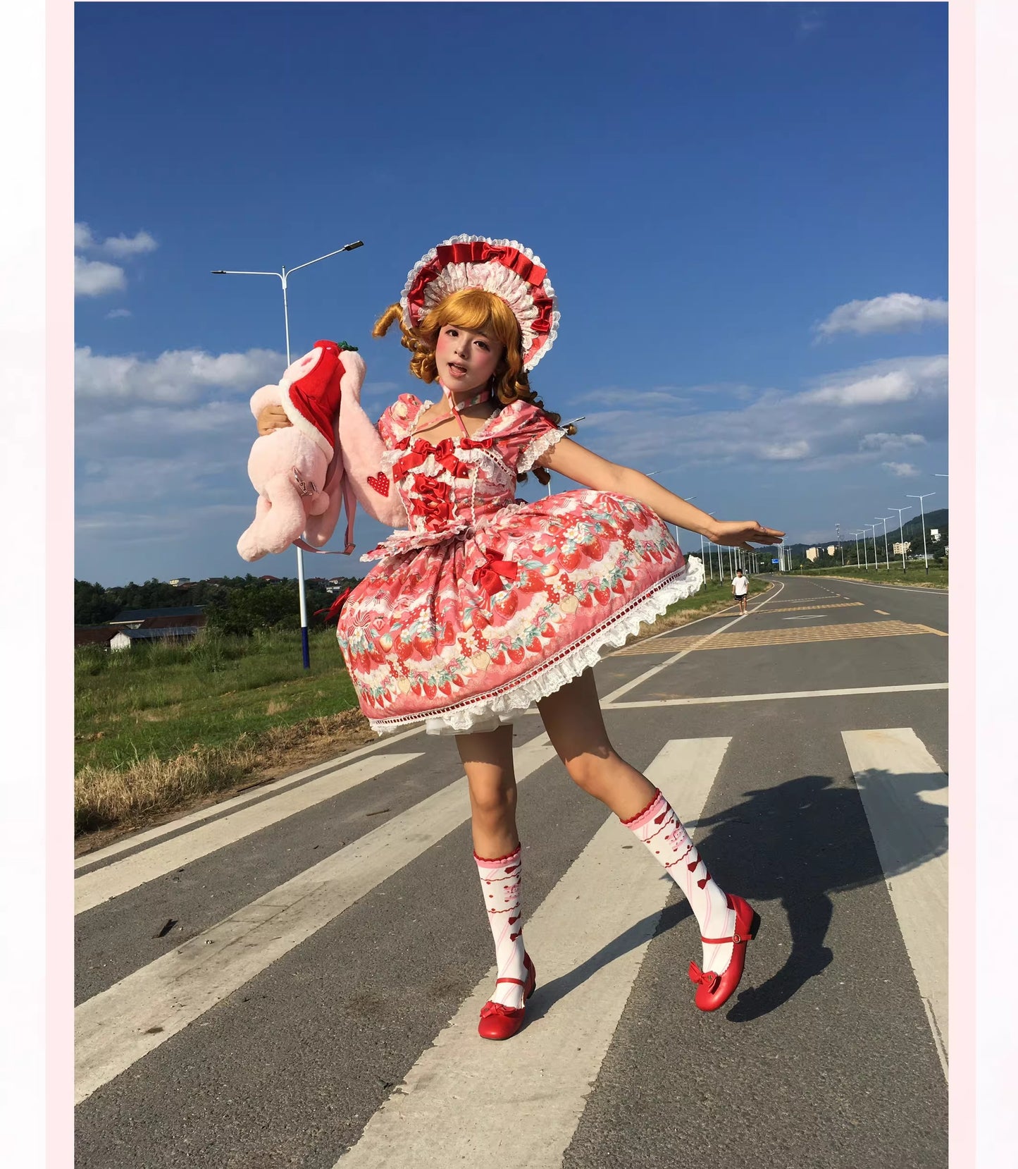 【受注予約~3/30】イチゴと花束 フルセット【Antique Doll】