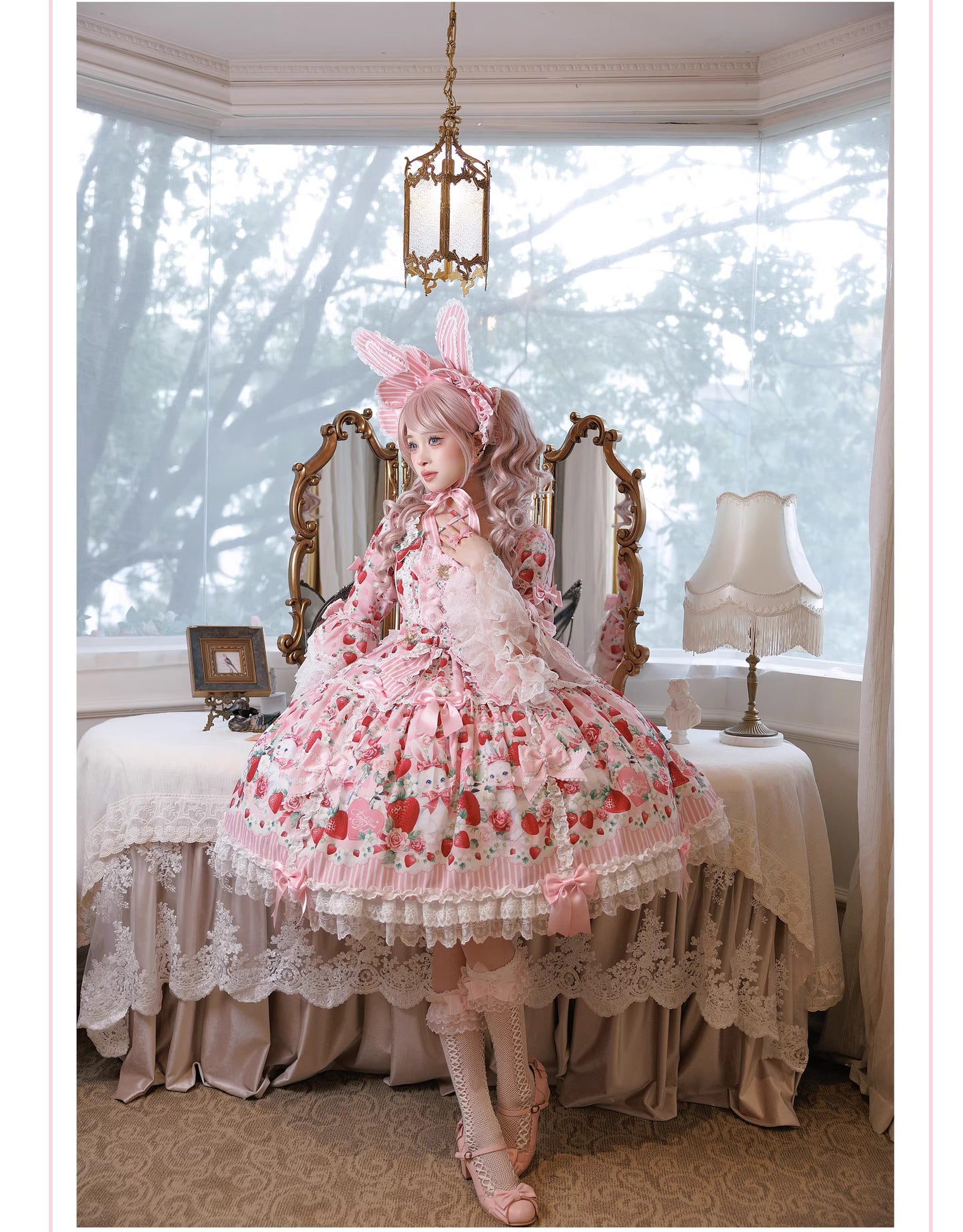 【受注予約~4/29】Strawberry Rabbit 姫袖ワンピース・フルセット【Antique Doll】