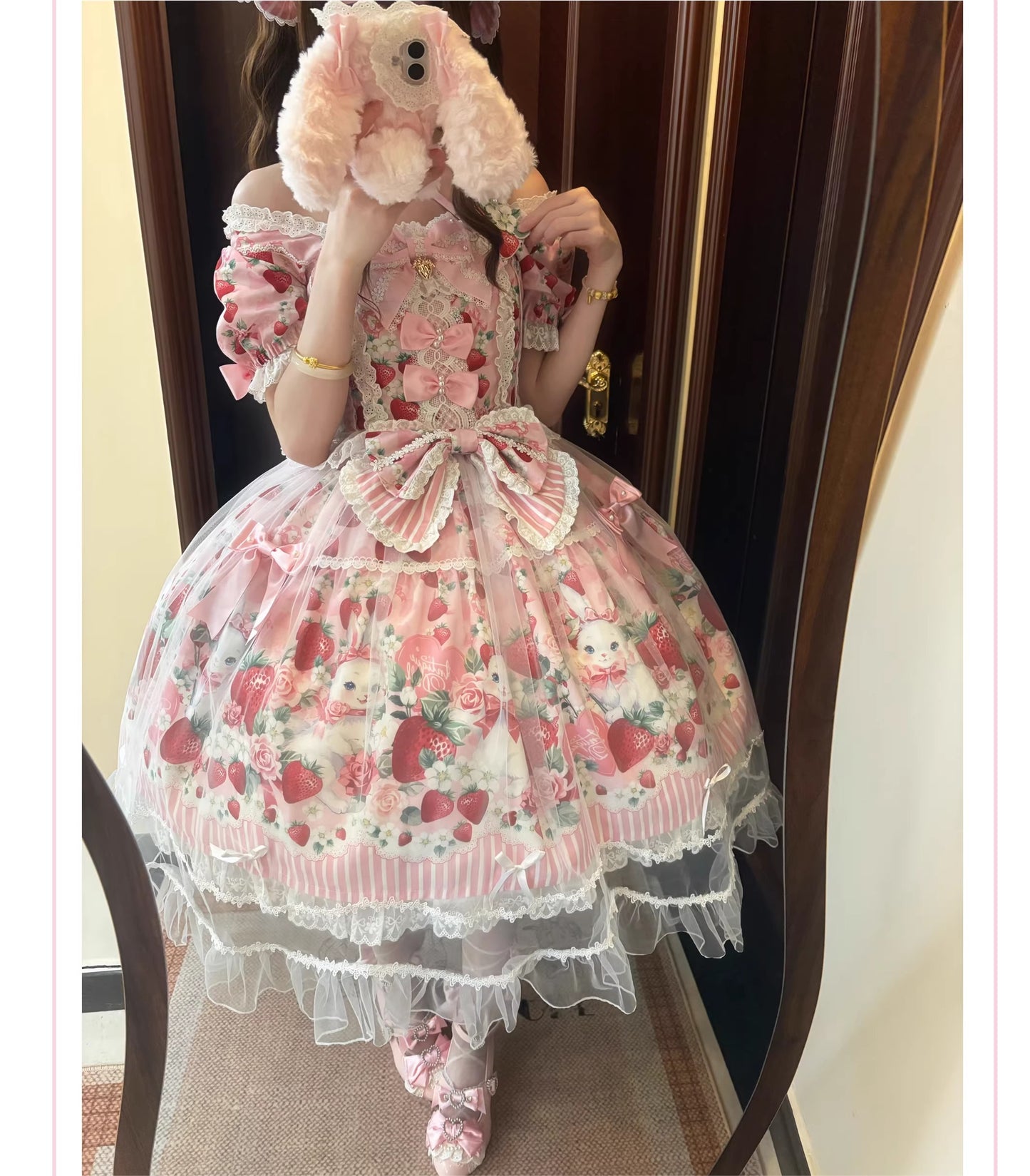 【受注予約~4/29】Strawberry Rabbit ワンピース・ジャンパースカート・トップス【Antique Doll】