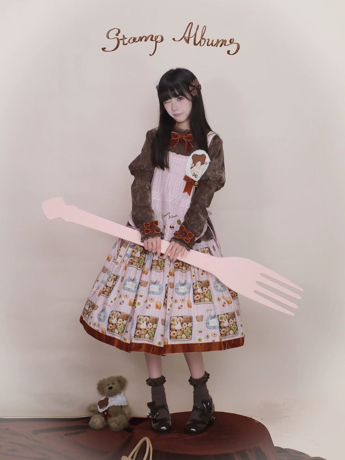 【受注予約~10/1】クッキー缶 ブラウス・スカート【Stamp Albums】