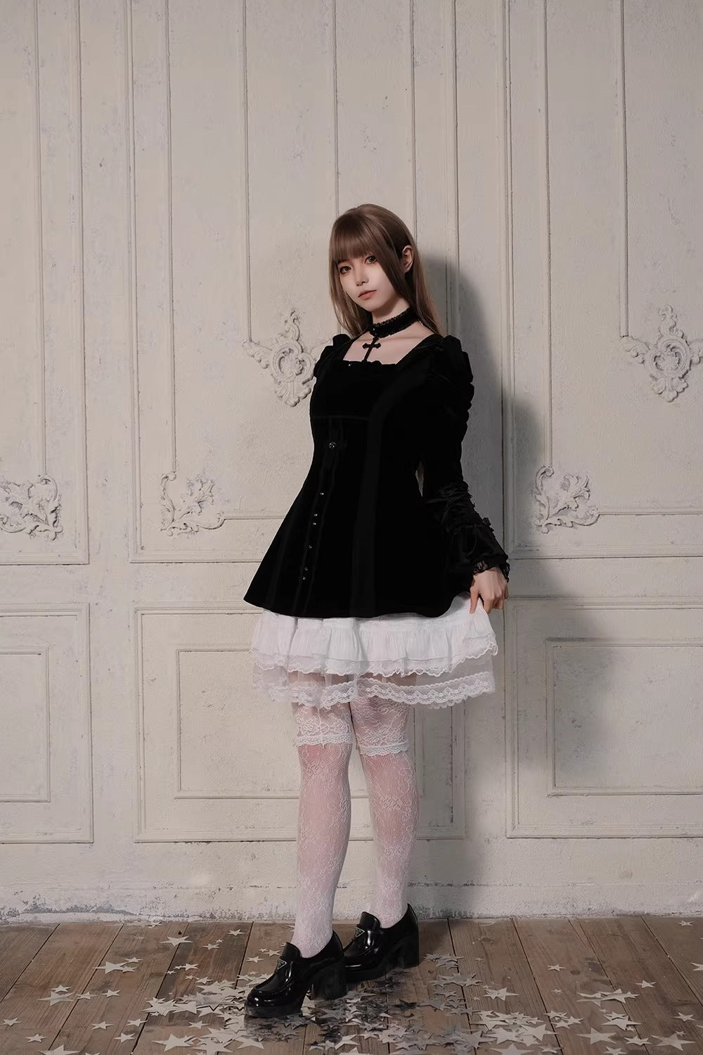 【受注予約~3/23】Embroidered Star ワンピース【魔女販售】