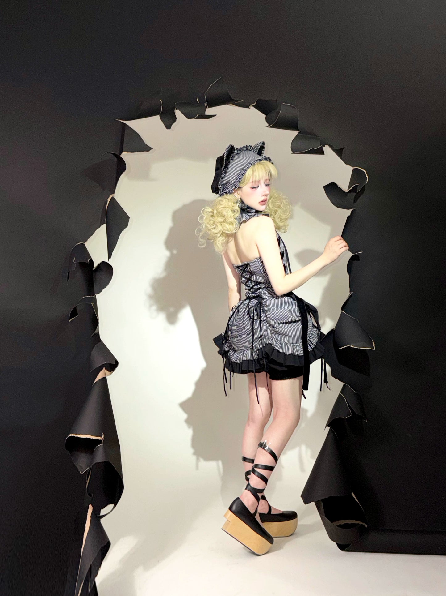 【受注予約~8/6】WEDNESDAY コルセットトップス・ショートボレロ・ショートパンツ【CATCOCOON】