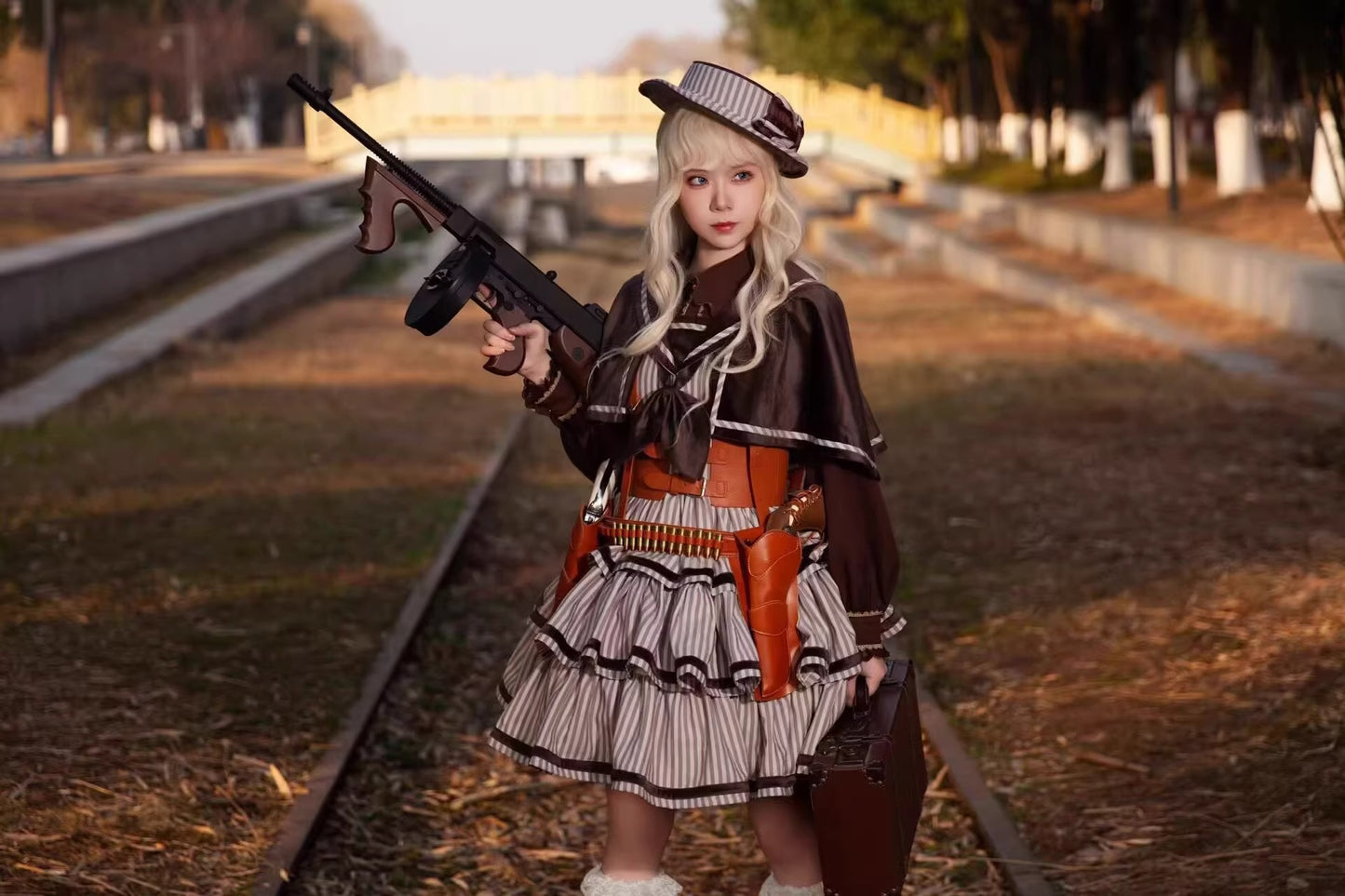 彼方の空 ケープ付きジャンパースカート【Infanta】