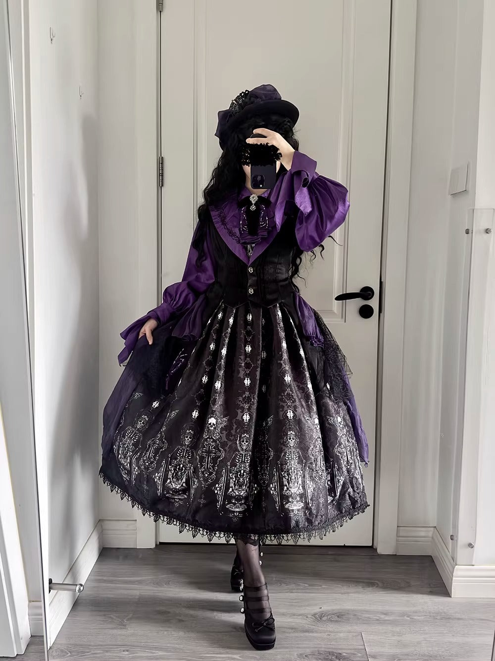 【受注予約~2/24】Returning on a Moonlit Night ジャンパースカート【Miss Point】