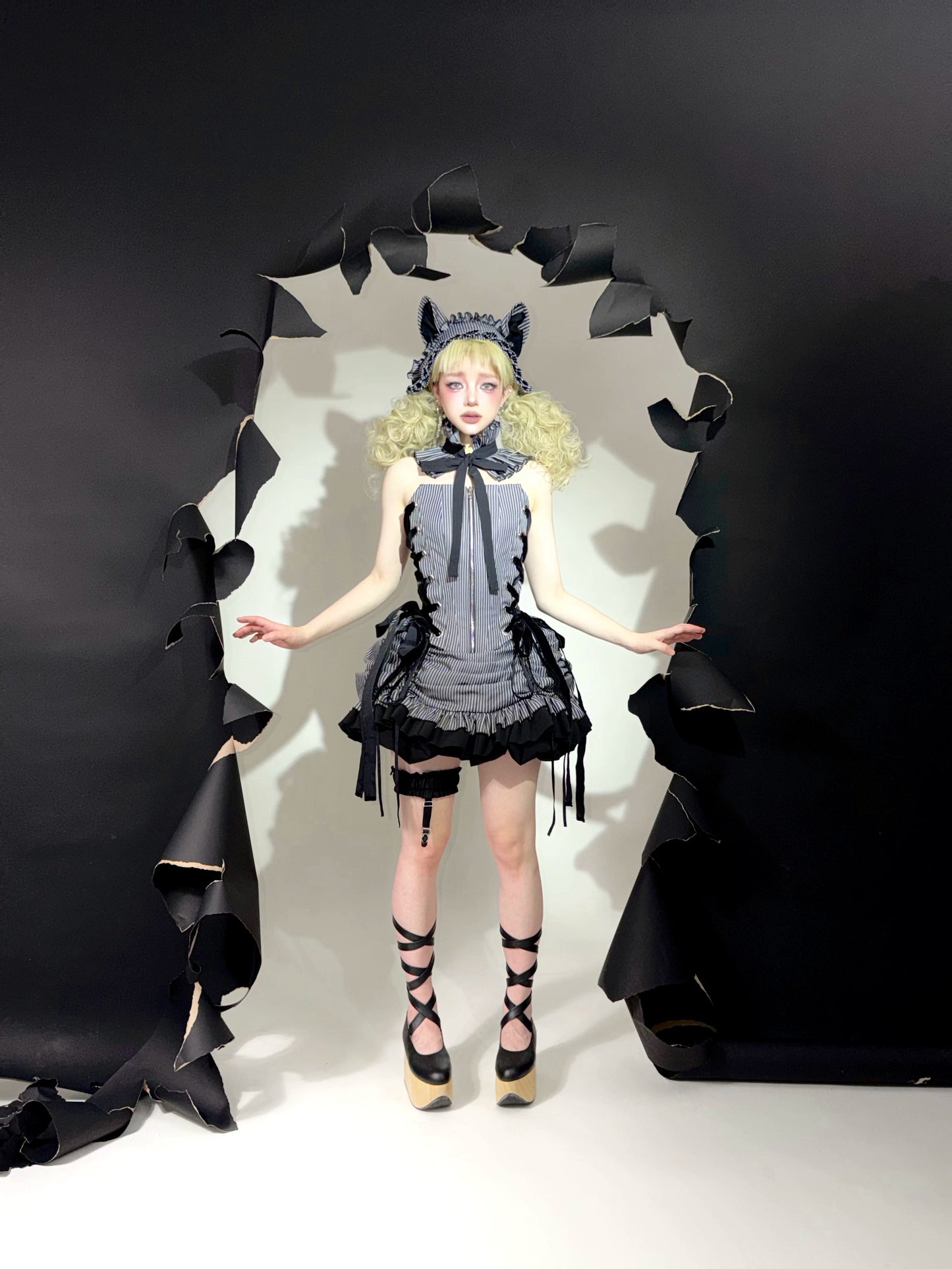 【受注予約~8/6】WEDNESDAY コルセットトップス・ショートボレロ・ショートパンツ【CATCOCOON】