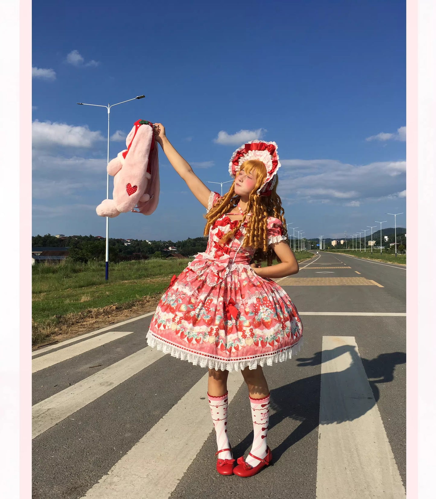 【受注予約~3/30】イチゴと花束 フルセット【Antique Doll】