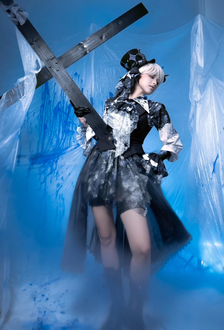 【受注予約~12/10】Horrible Wonderland スカート【Lilith House】