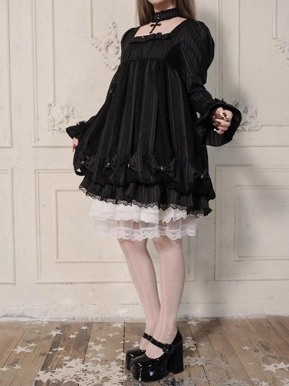 【受注予約~3/23】Embroidered Star ワンピース【魔女販售】