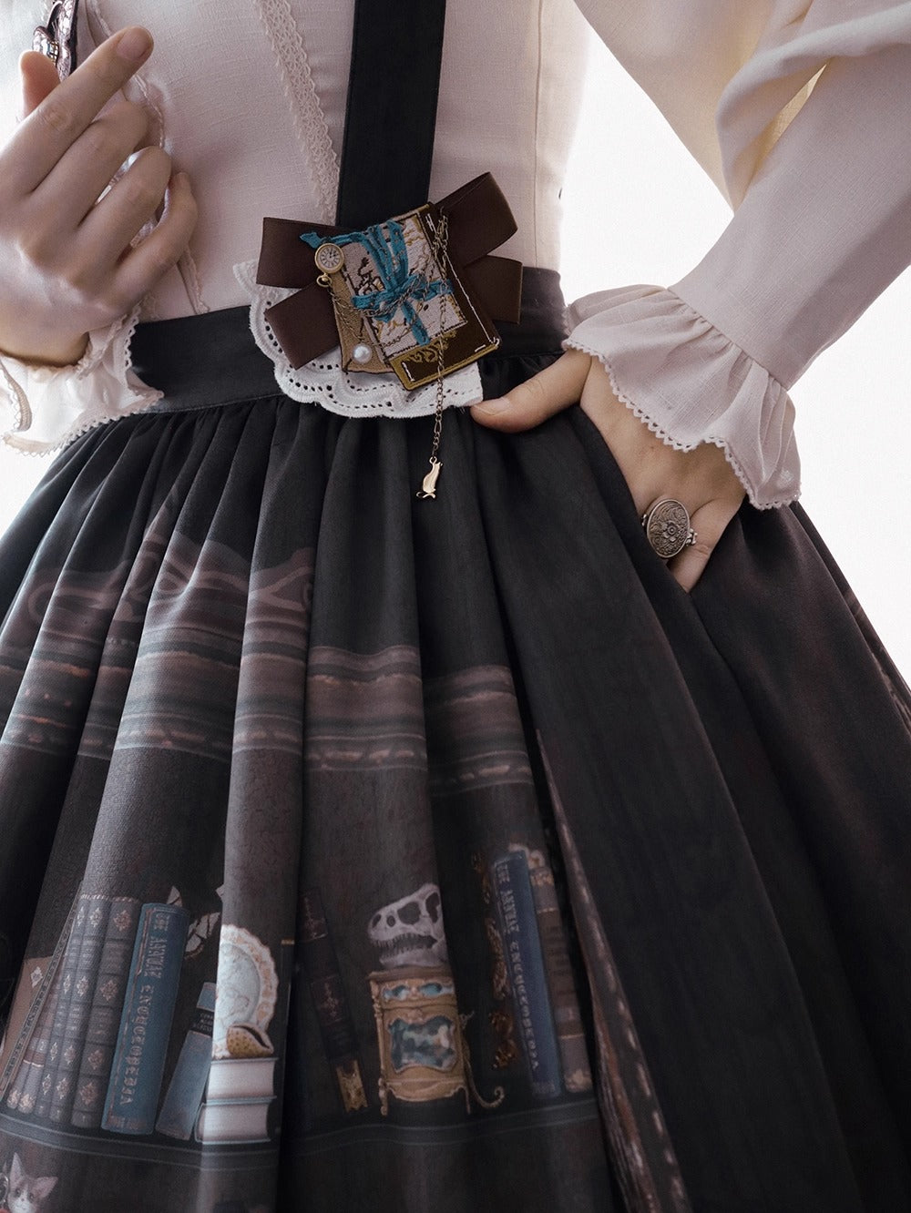 【受注予約~11/6】German Bookshelf スカート【Miss Point】