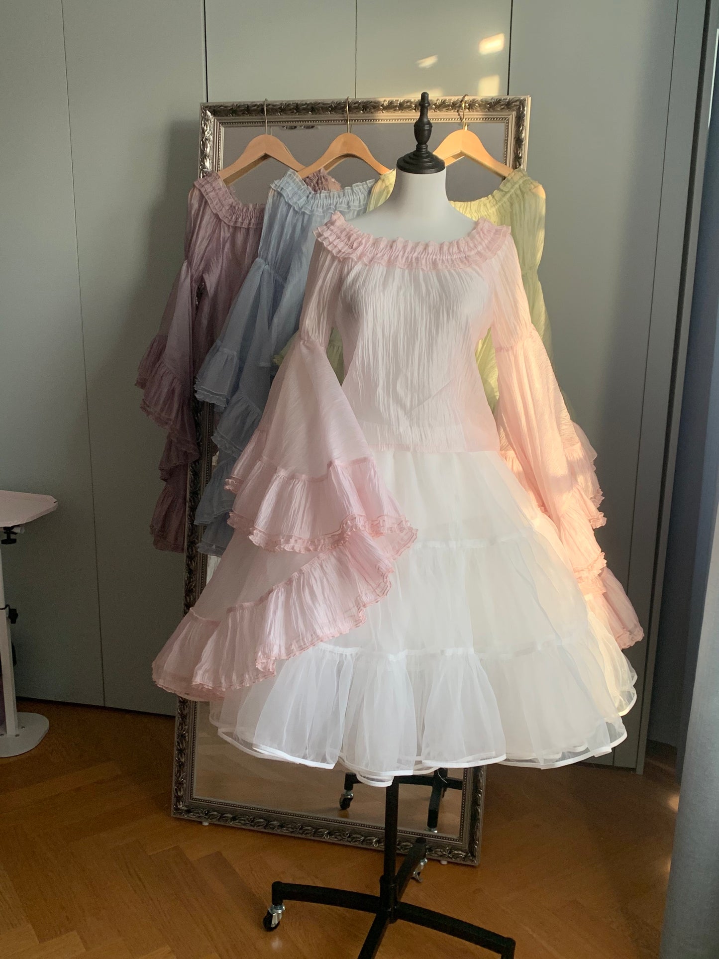 【受注予約~2/19】舞踏会の姫袖ブラウス【Starry Messenger】