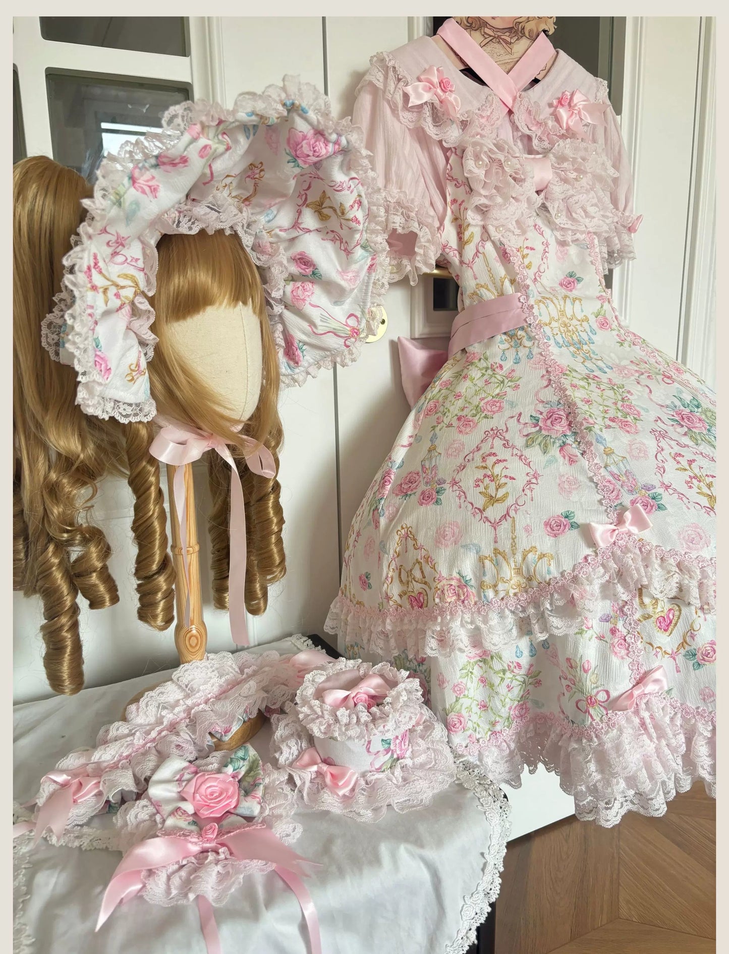 Vintage Flower Wall ブラウス【TaTaTa Lolita】