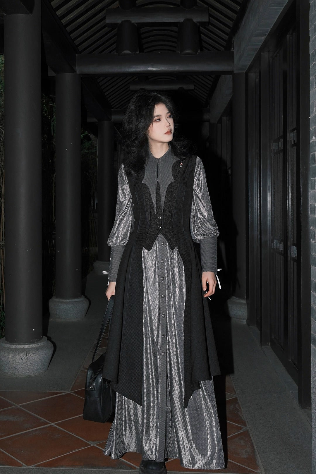 【受注予約~10/16】Twin Dragon ロングブラウス【麋鹿】