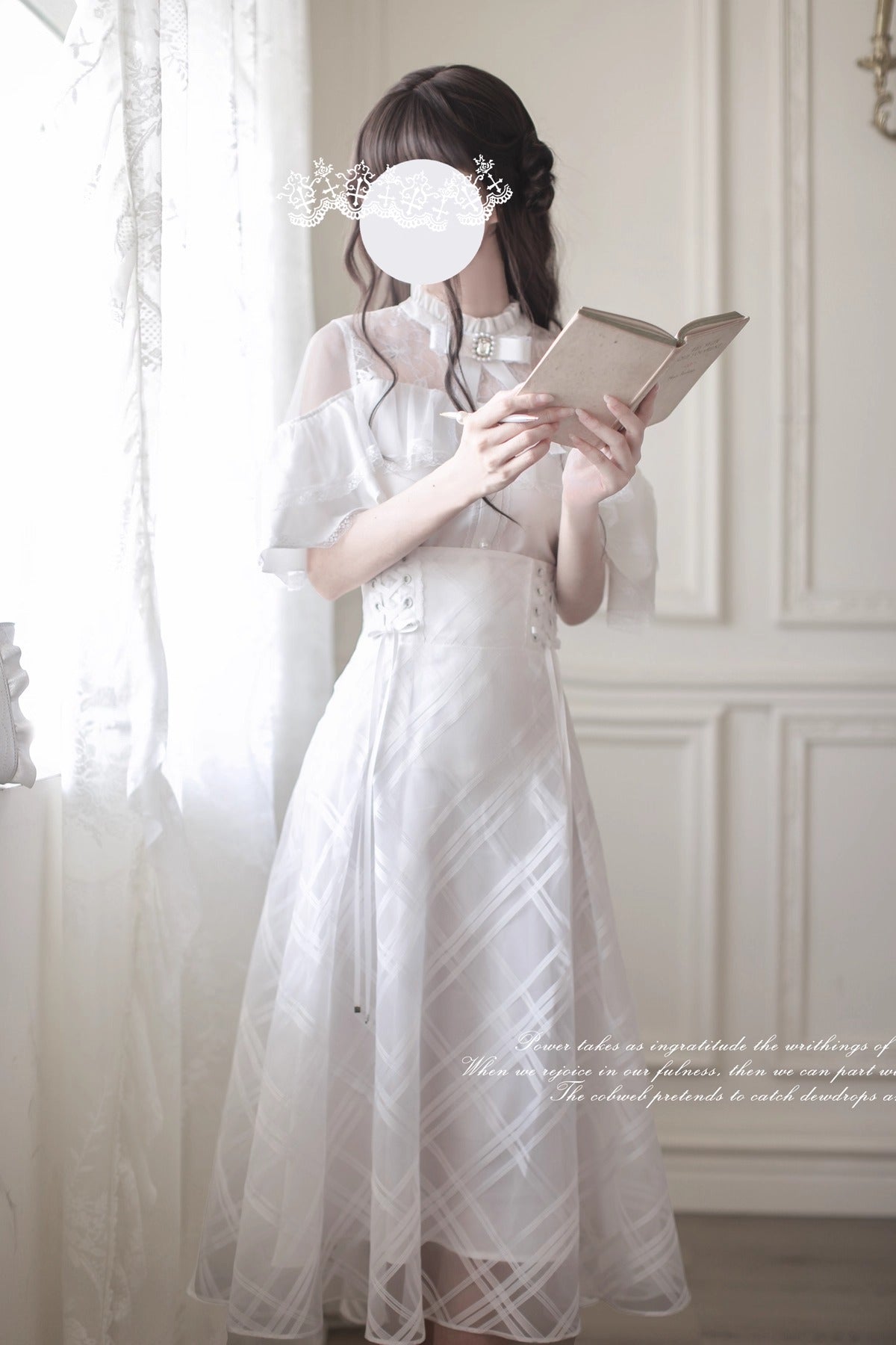 Whispers Forest トップス・スカート(ホワイト)【胡桃木JK】