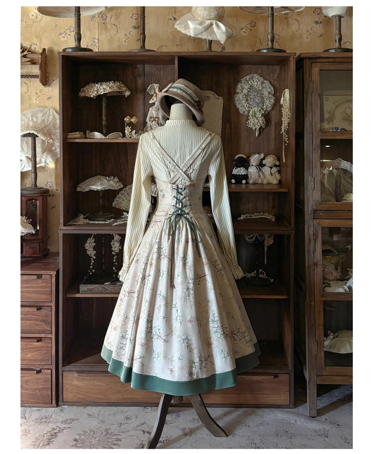 【受注予約~12/23】鈴蘭と冬 ジャンパースカート・ブラウス【Button Bear】