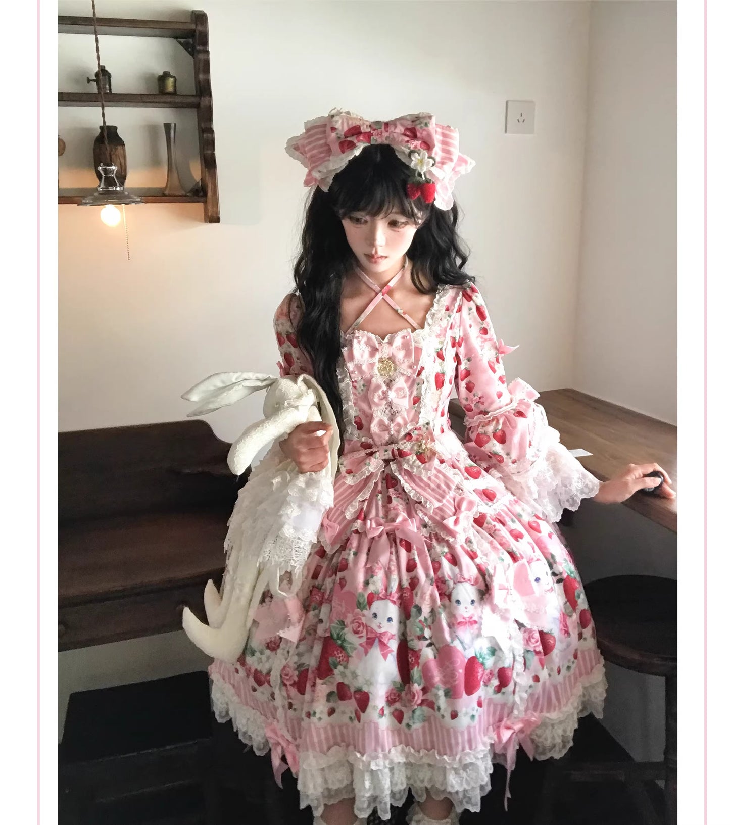 【受注予約~4/29】Strawberry Rabbit 姫袖ワンピース・フルセット【Antique Doll】