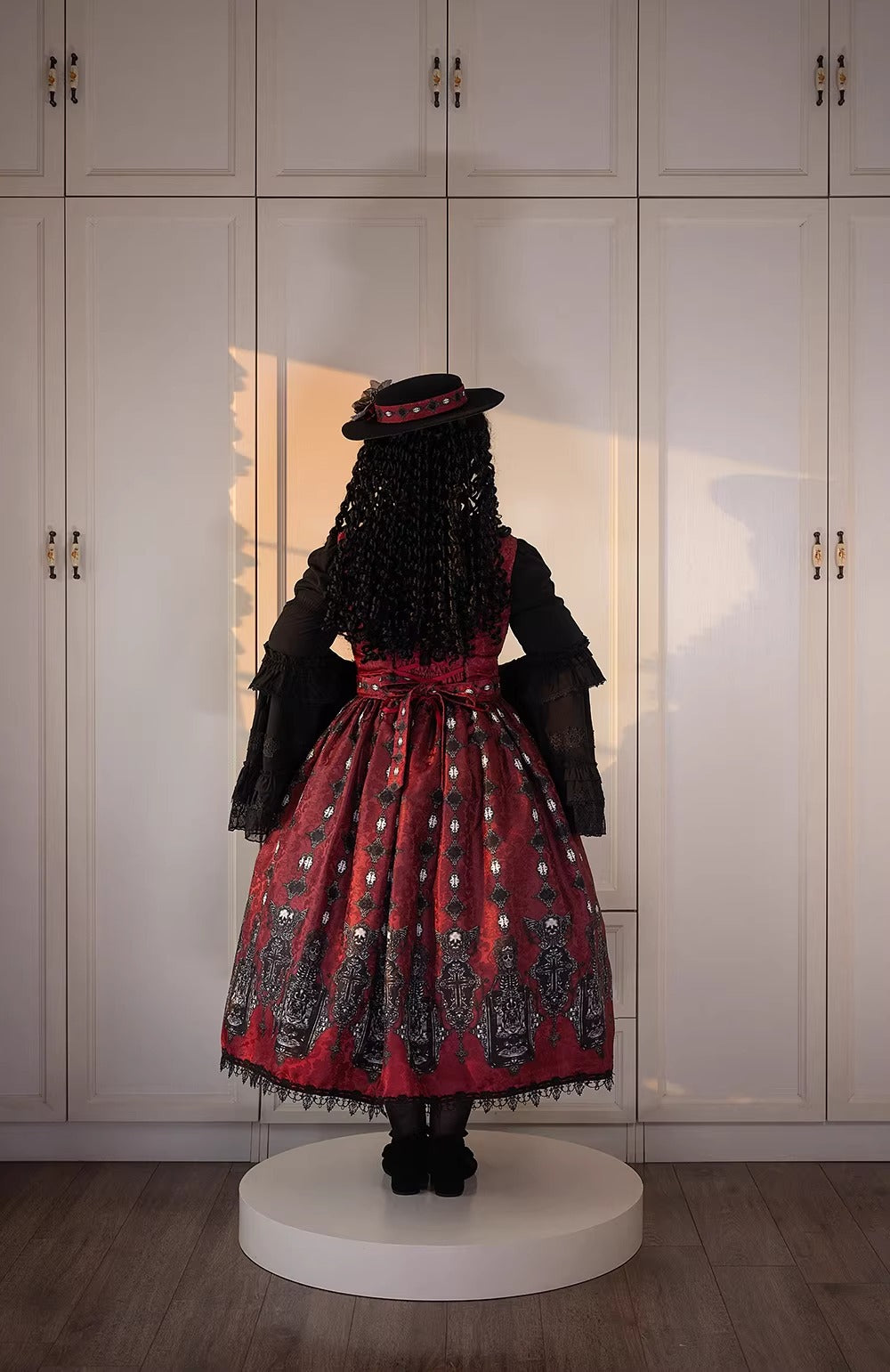 【受注予約~2/24】Returning on a Moonlit Night ジャンパースカート【Miss Point】