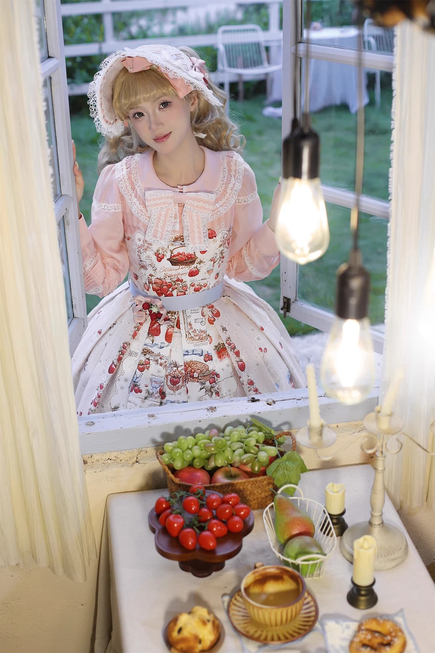 【受注予約~12/16】Strawberry Manor ジャンパースカート【Balladeer】