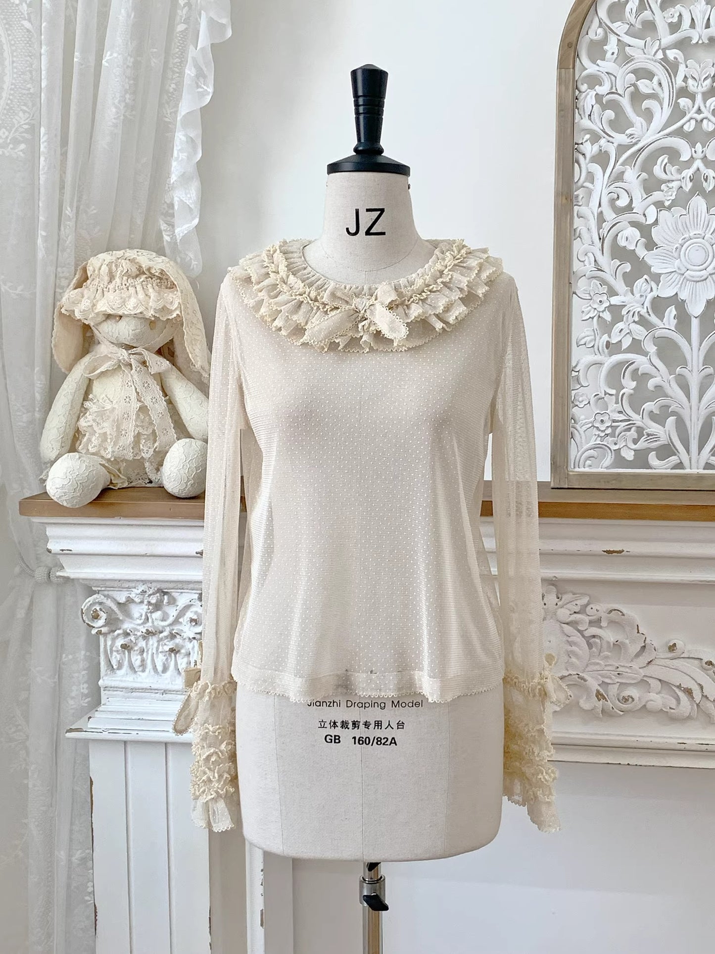 【受注予約~3/26】ドットチュールフリルトップス(クルーネック・長袖)【Little Dipper】