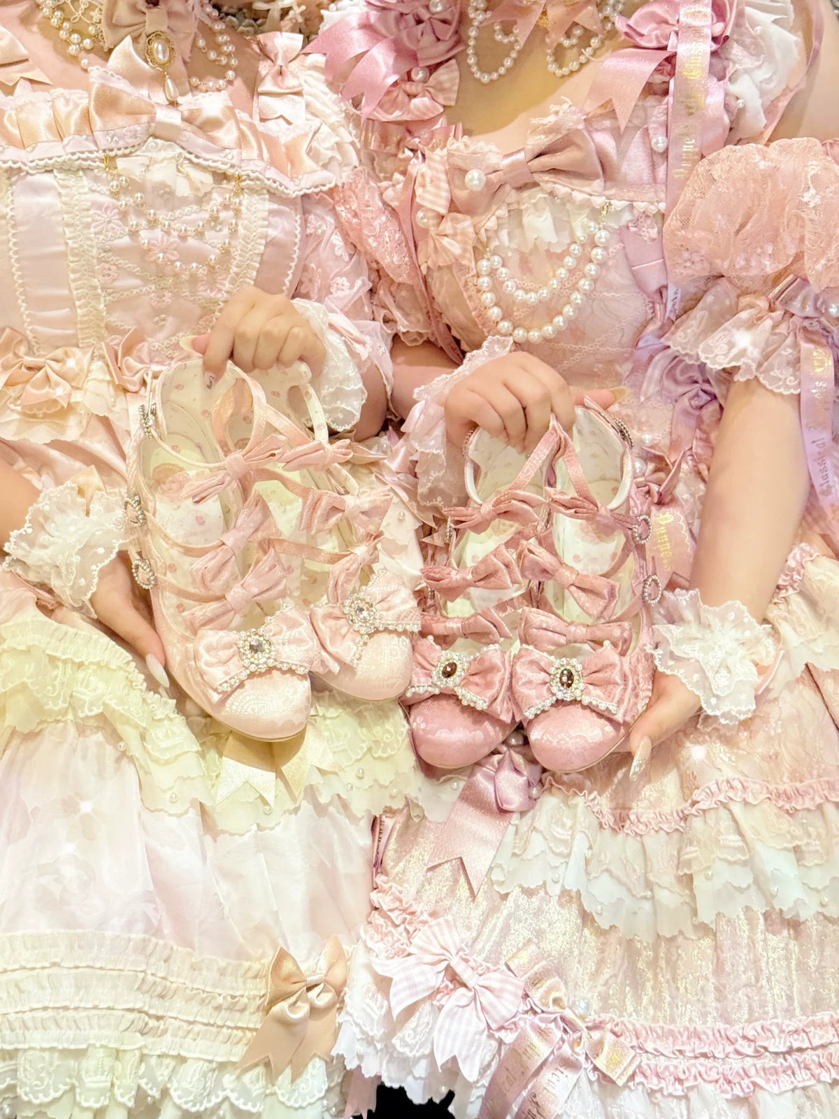 【受注予約~9/28】Rococo Night リボンストラップシューズ【Pure Tea】