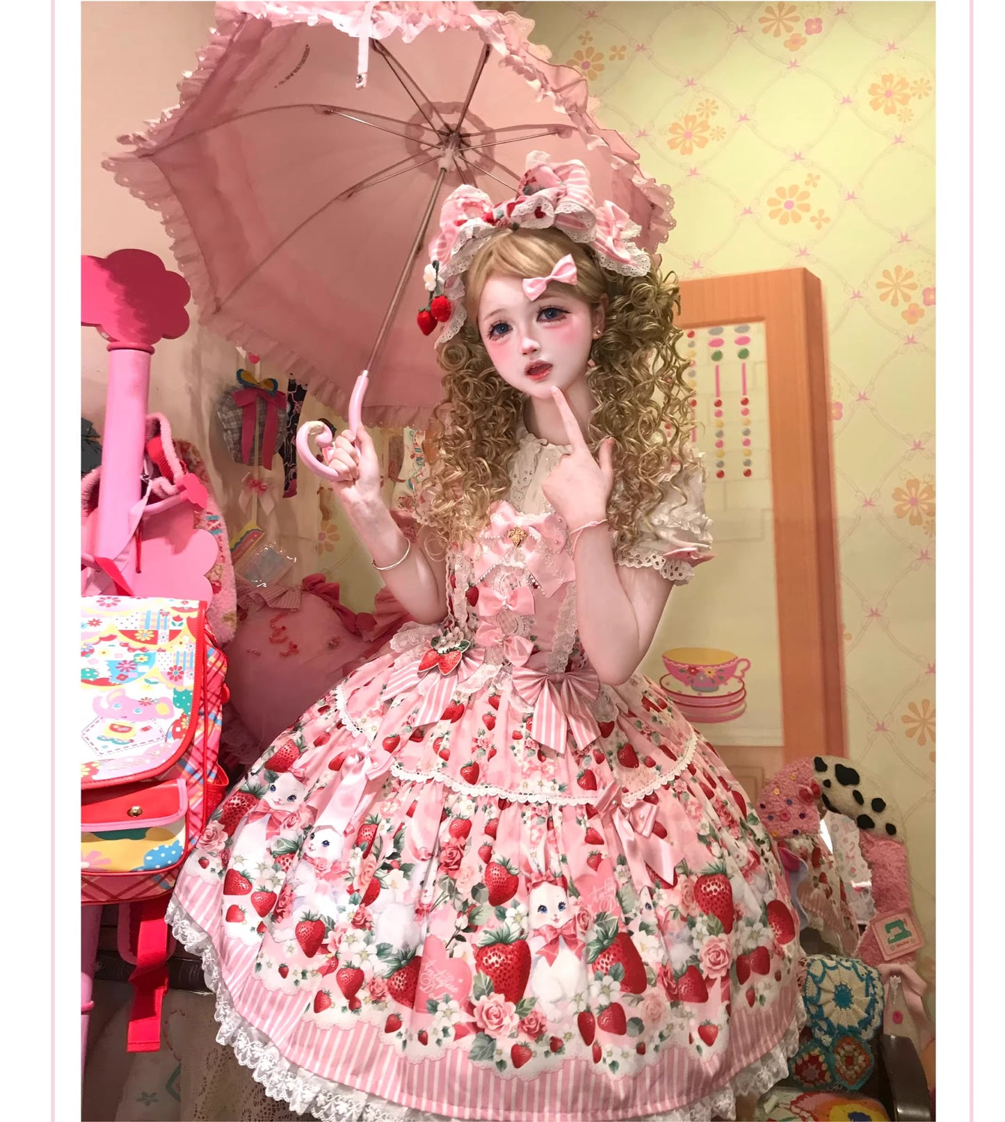 【受注予約~4/29】Strawberry Rabbit ワンピース・ジャンパースカート・トップス【Antique Doll】