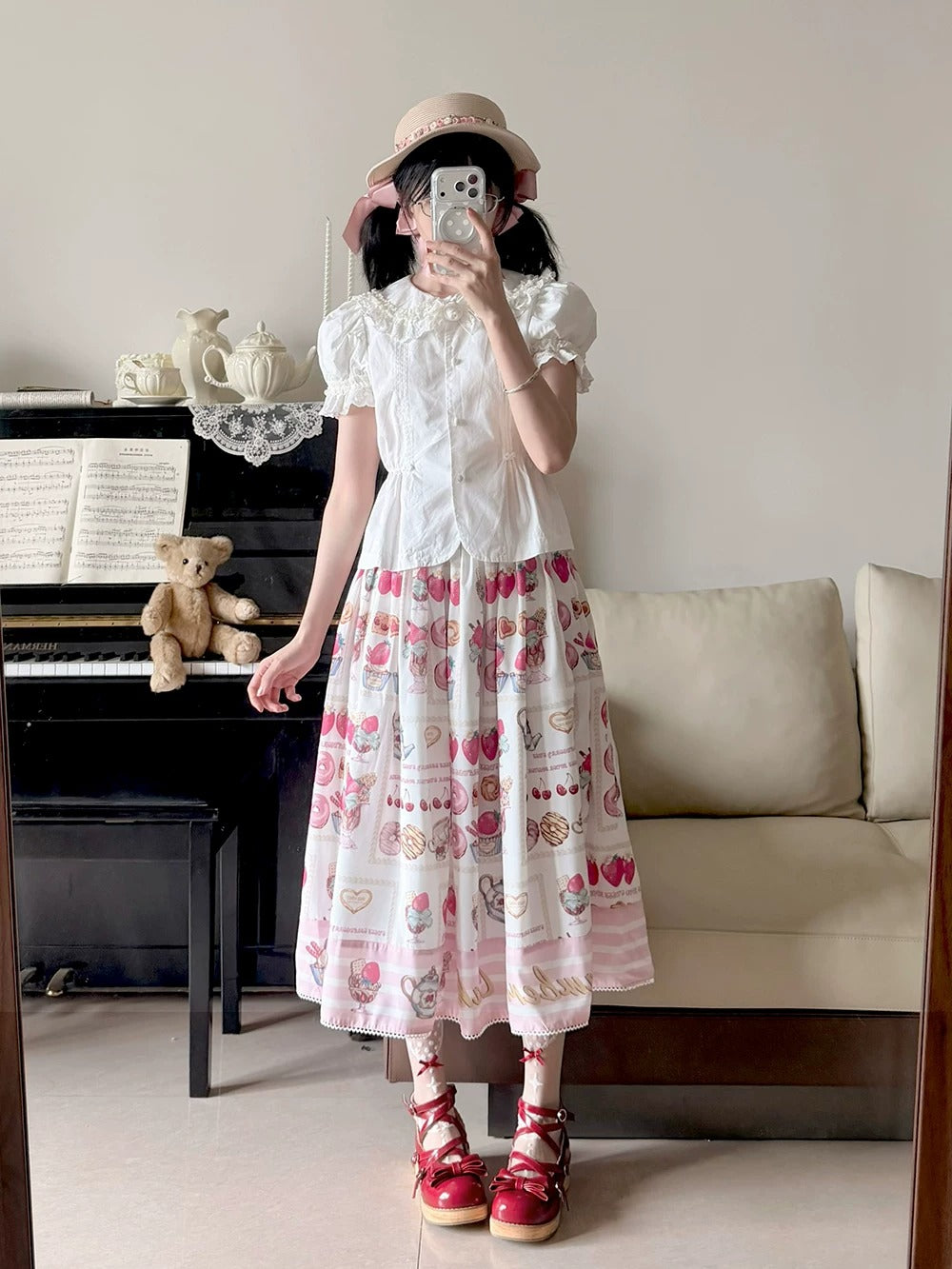 【受注予約~6/24】Strawberry Parfait Tea スカート【Miss Cube】
