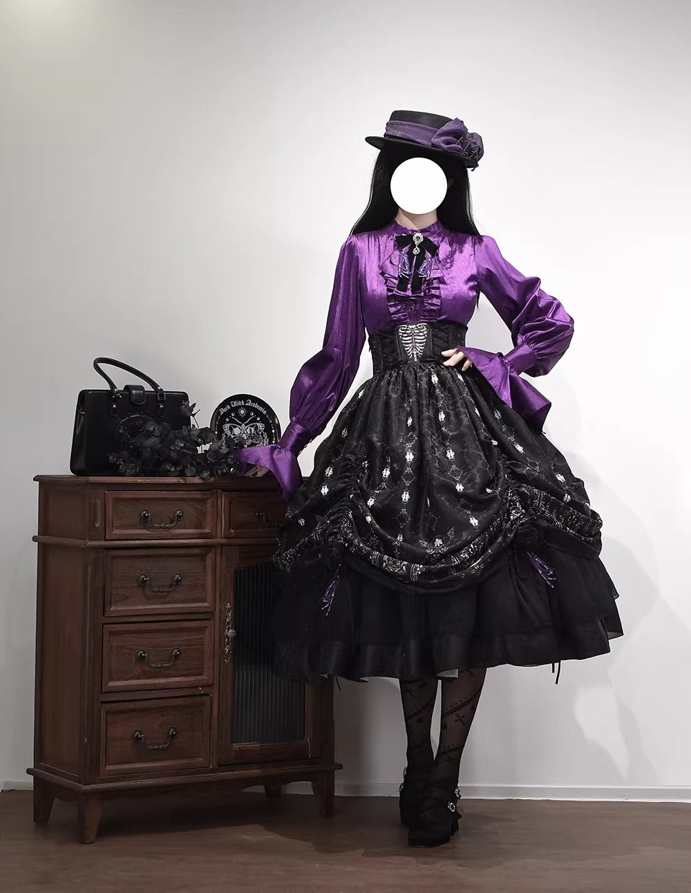 【受注予約~2/24】Returning on a Moonlit Night スカート【Miss Point】