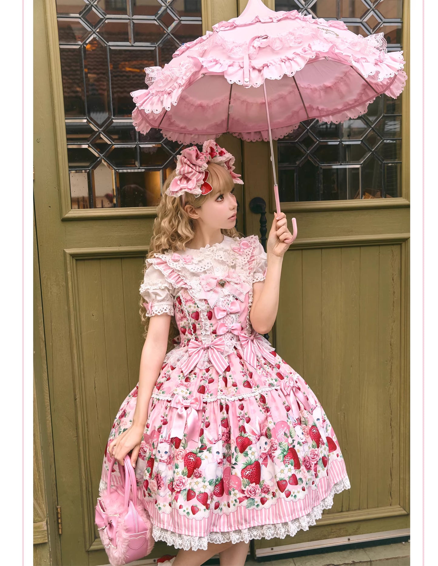 【受注予約~4/29】Strawberry Rabbit ワンピース・ジャンパースカート・トップス【Antique Doll】