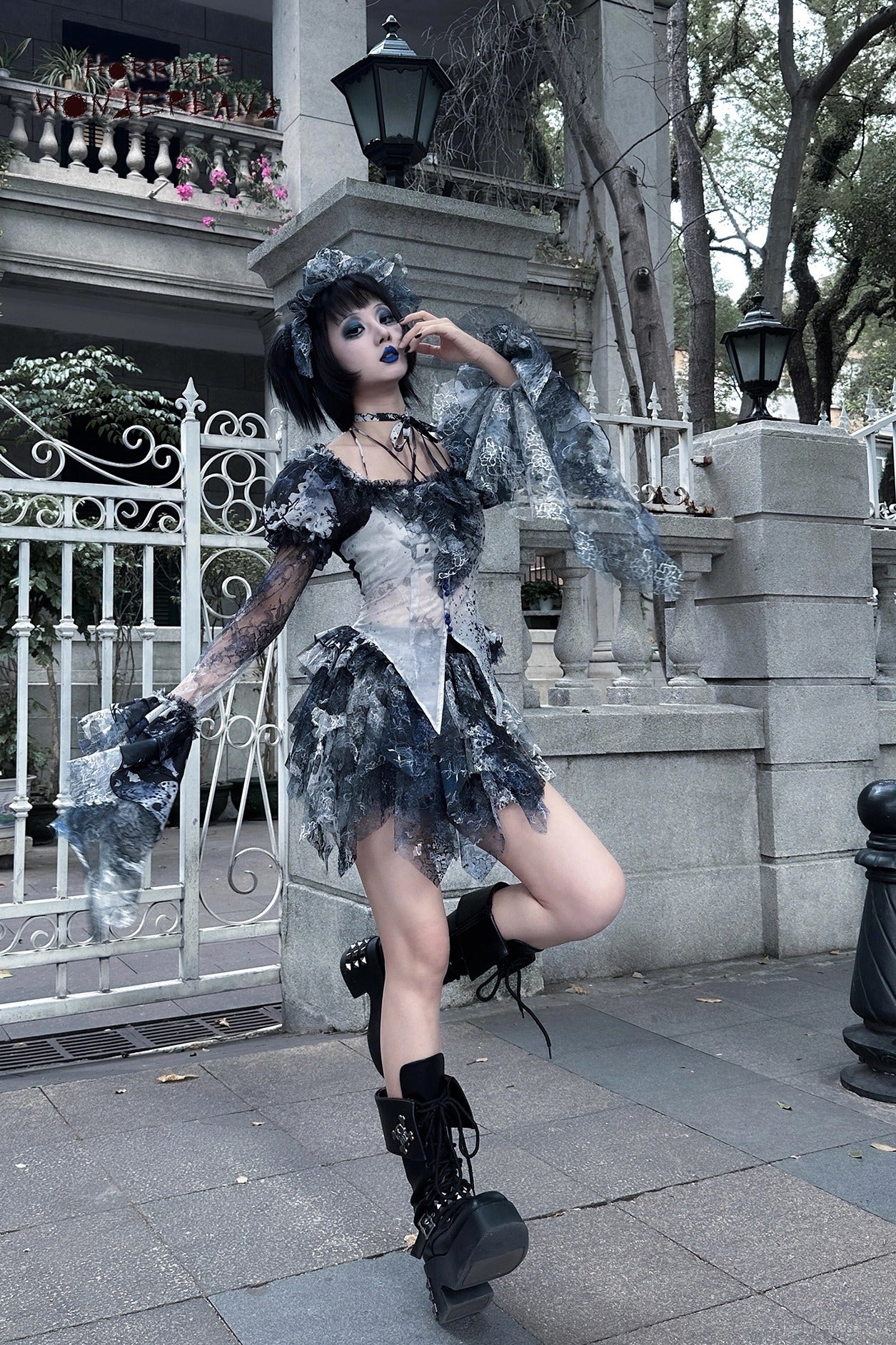 【受注予約~12/10】Horrible Wonderland ブラウス(プリントver.)【Lilith House】