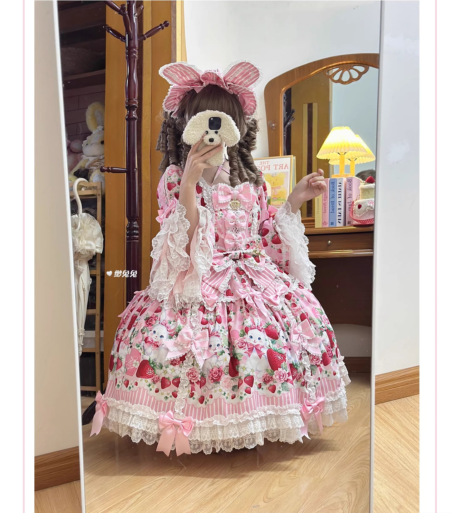 【受注予約~4/29】Strawberry Rabbit 姫袖ワンピース・フルセット【Antique Doll】