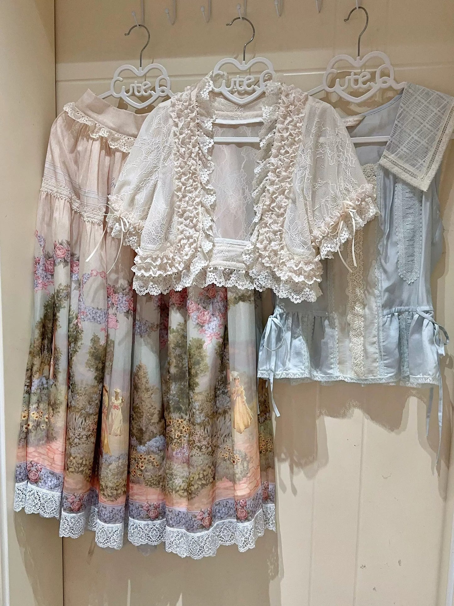 【受注予約~5/6】Dewans Garden Town カーディガン【Cutey Mask】