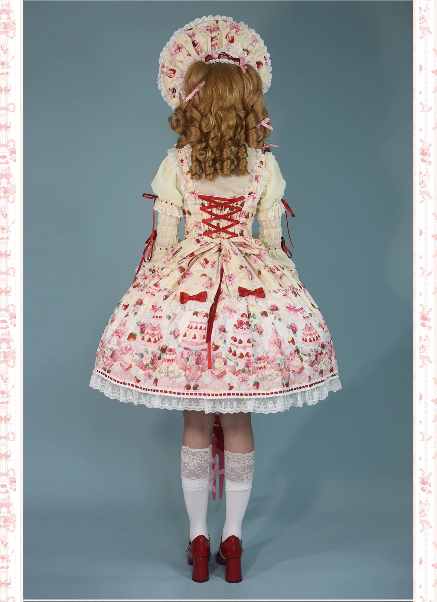 【受注予約~9/28】イチゴと花束 3.0 ブラウス【Antique Doll】