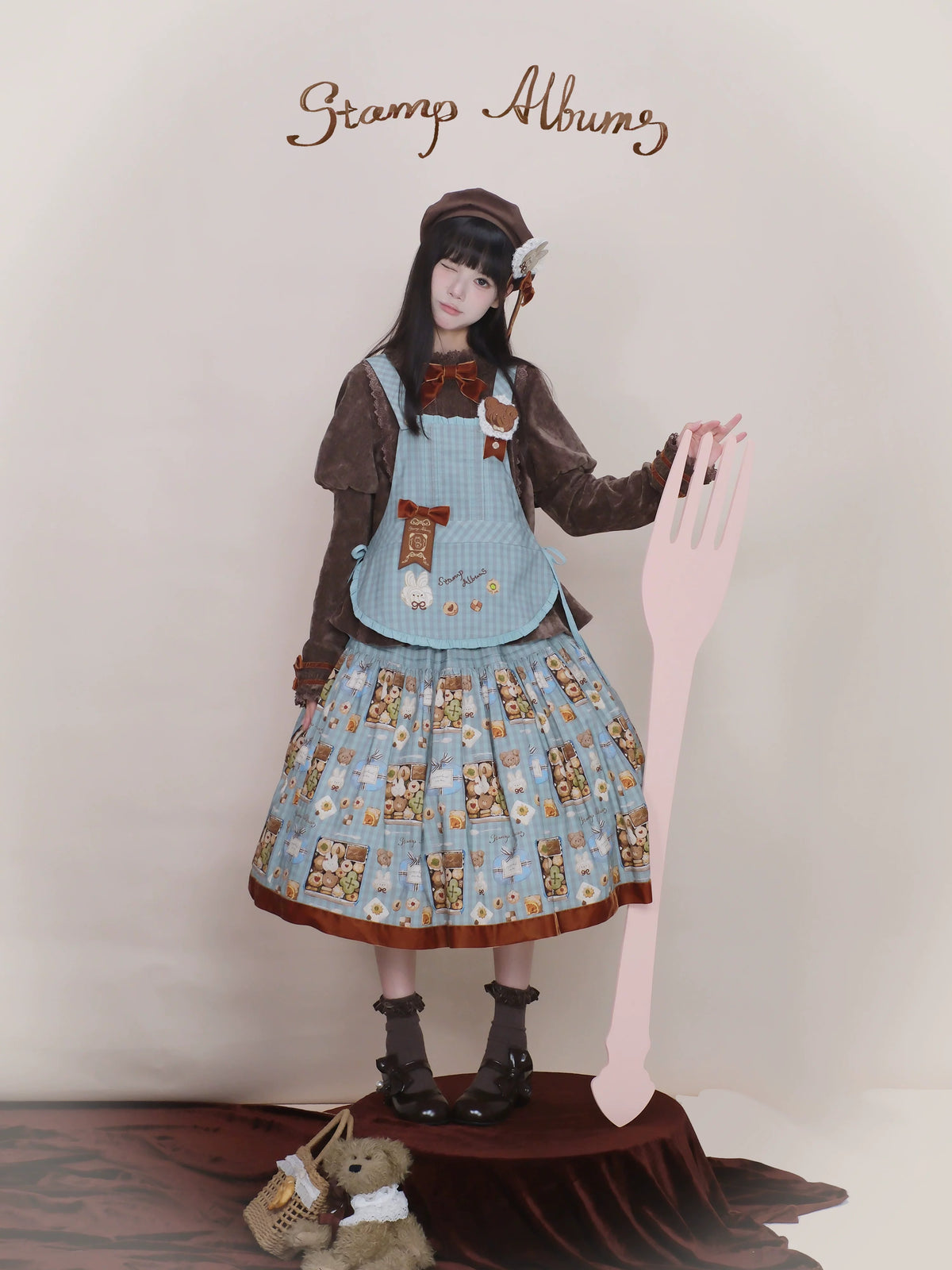 【受注予約~10/1】クッキー缶 ブラウス・スカート【Stamp Albums】