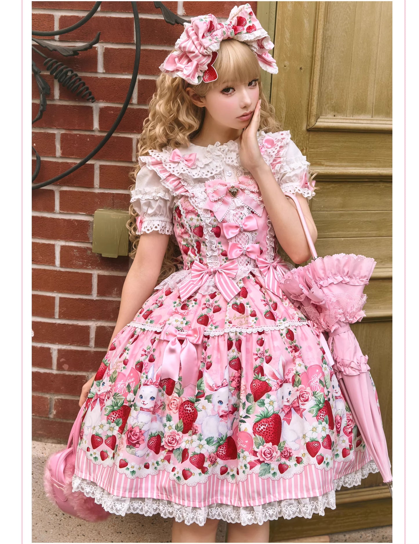 【受注予約~4/29】Strawberry Rabbit ワンピース・ジャンパースカート・トップス【Antique Doll】