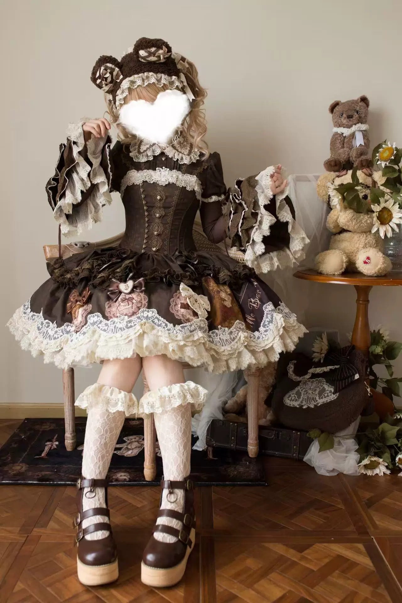 【受注予約~5/14】Antique Bear Shop スカート・コルセット・トップス【黒眼窩診療室】