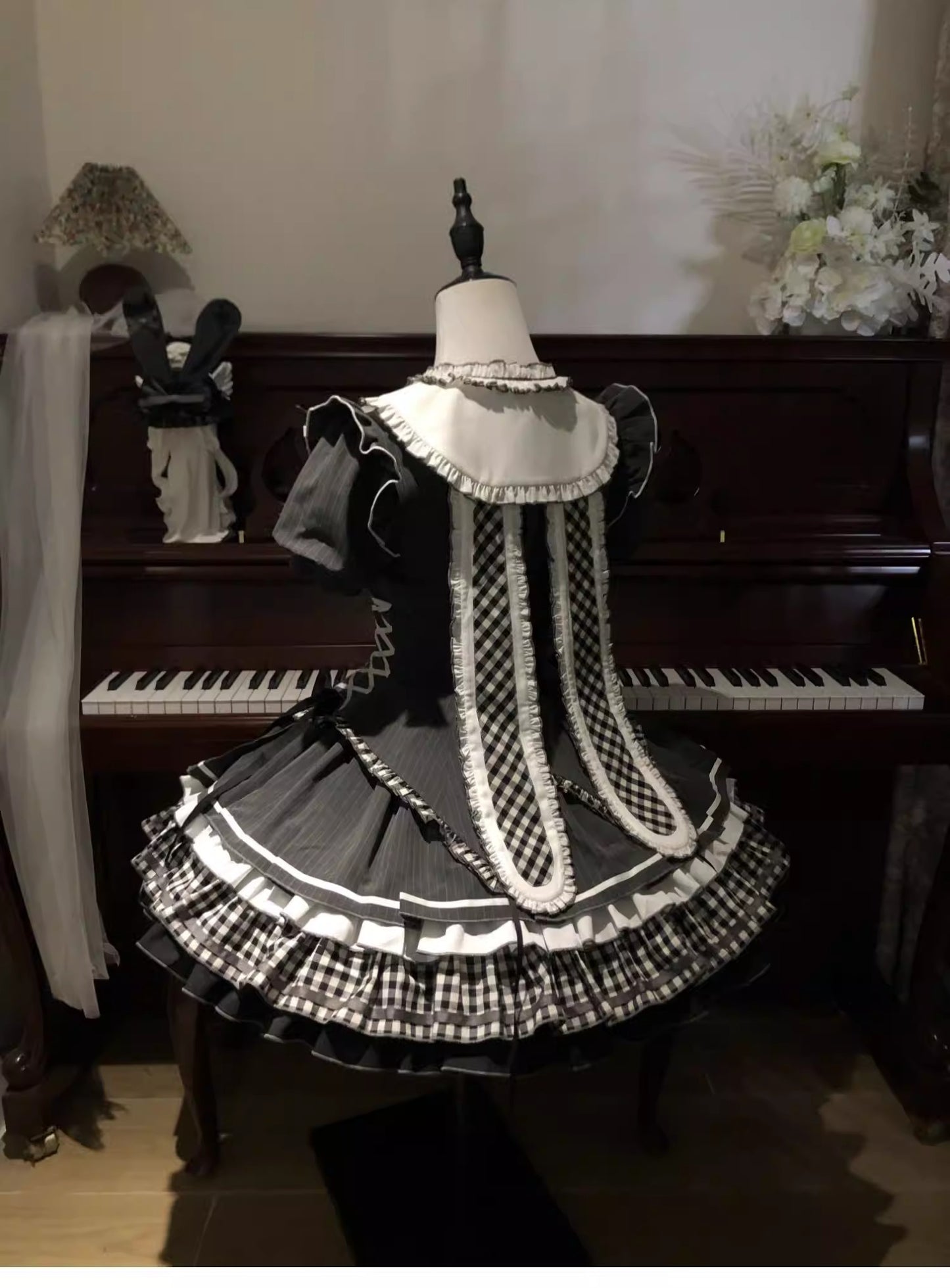 【受注予約~2/23】Berlin Testament ワンピース・付け袖【小欣】