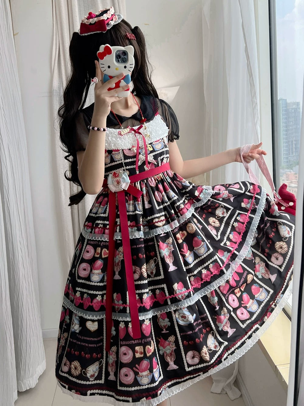 【受注予約~6/24】Strawberry Parfait Tea ジャンパースカート【Miss Cube】