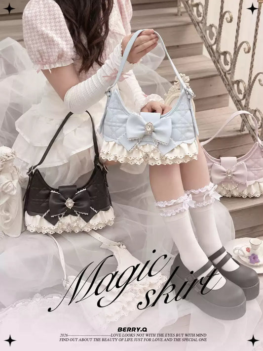 Magical Hem ハンドバッグ【BerryQ】