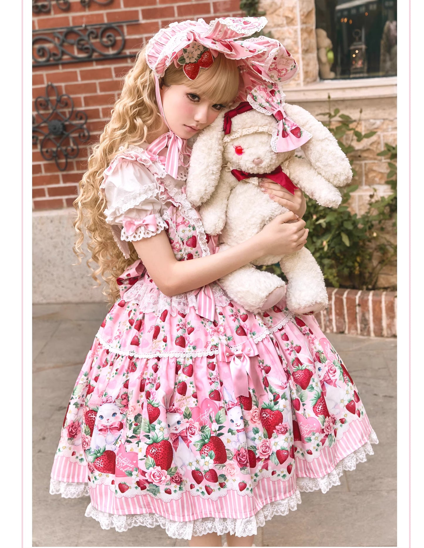 【受注予約~4/29】Strawberry Rabbit ワンピース・ジャンパースカート・トップス【Antique Doll】