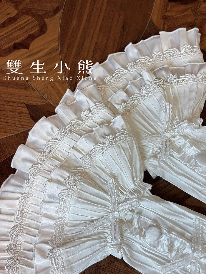 【受注予約~9/25】Eat Cake ブラウス【双生小熊】