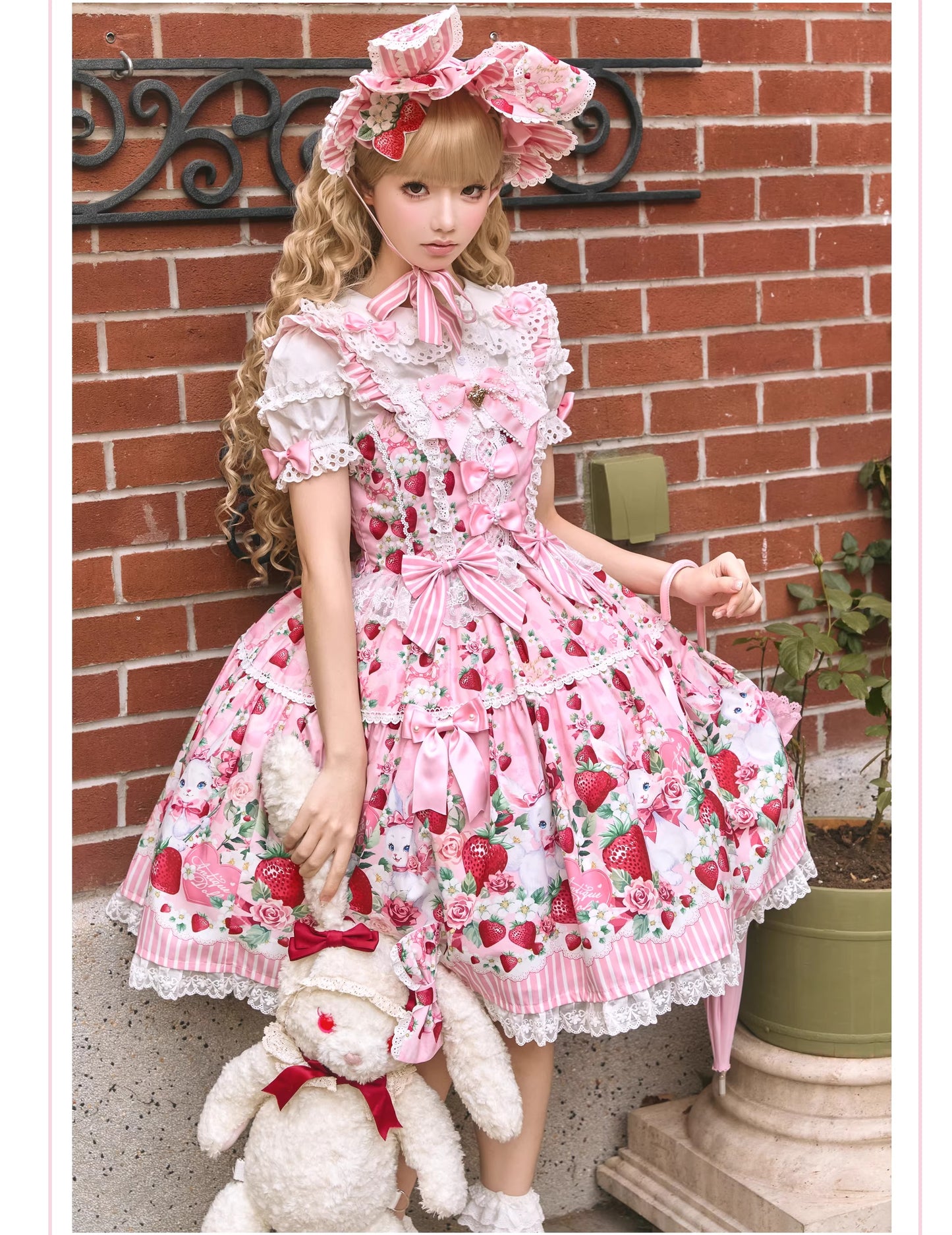 【受注予約~4/29】Strawberry Rabbit ワンピース・ジャンパースカート・トップス【Antique Doll】