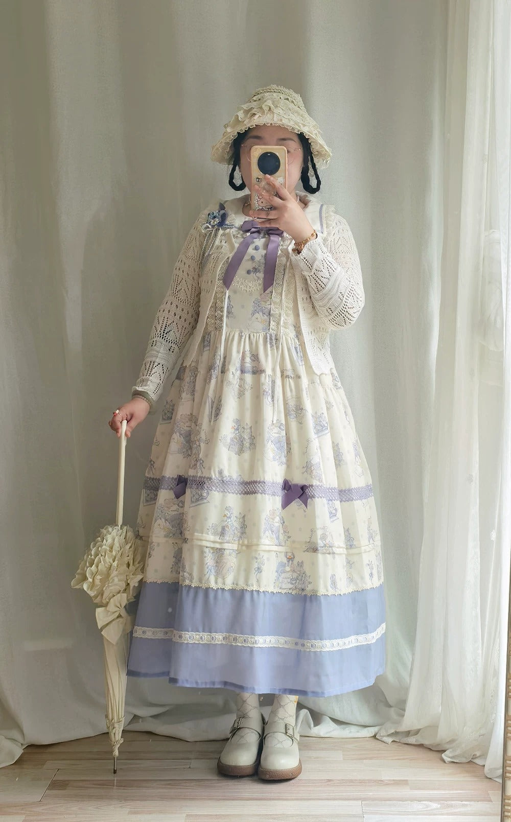 【受注予約~7/23】Little White Goose with Flowers ジャンパースカート【Miss Cube】