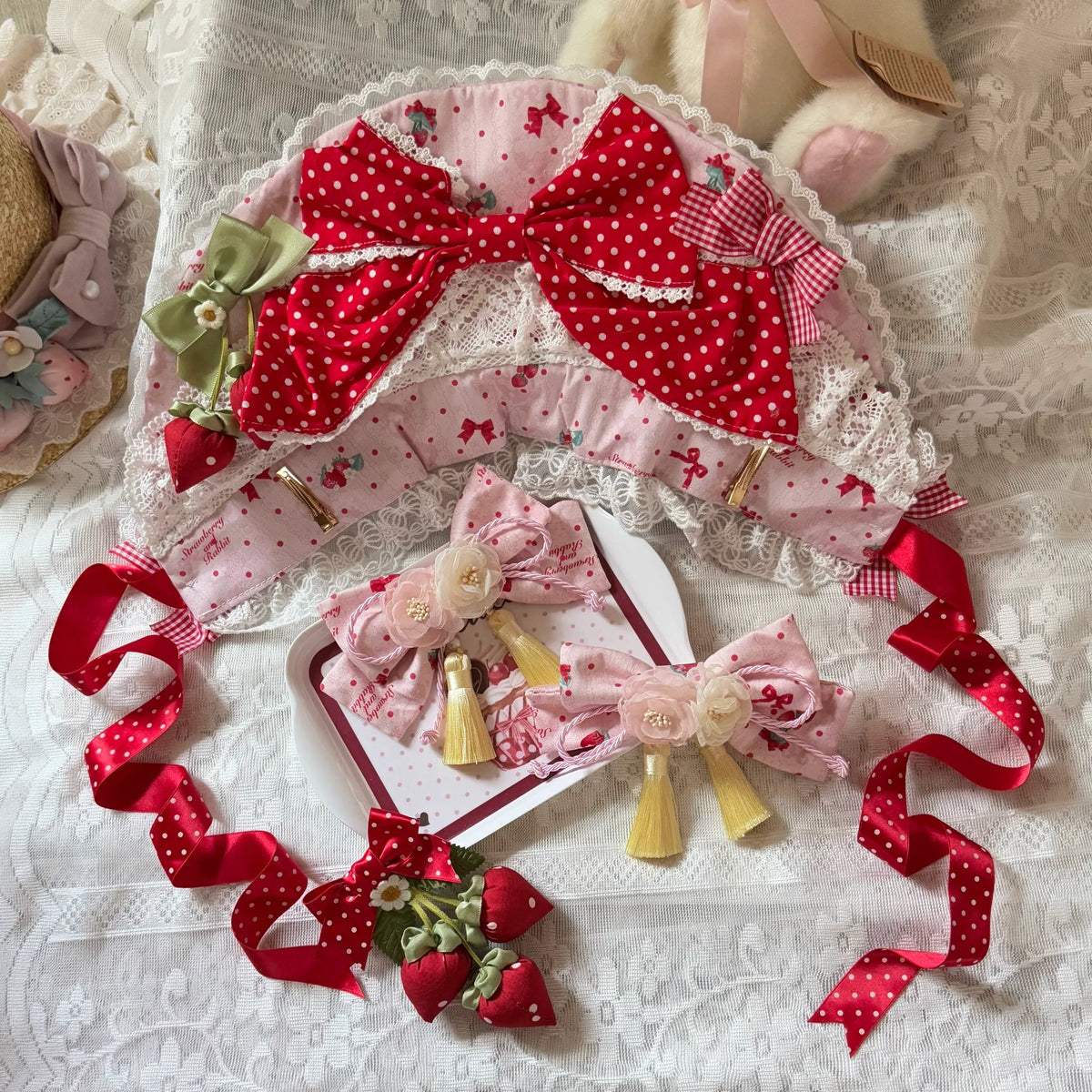 Strawberry Check Bunny アクセサリー【Sweet Whispers of Love】