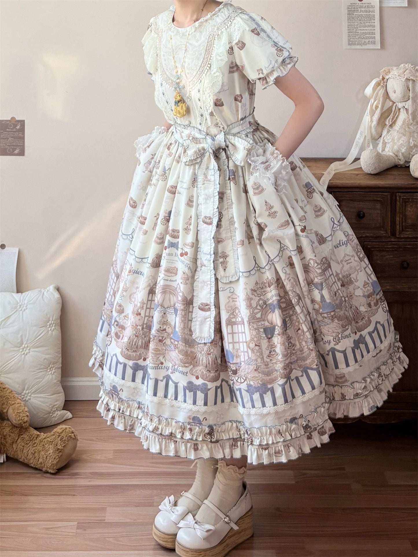 【受注予約~12/10】Antique Dessert Shop ワンピース【babyblue】